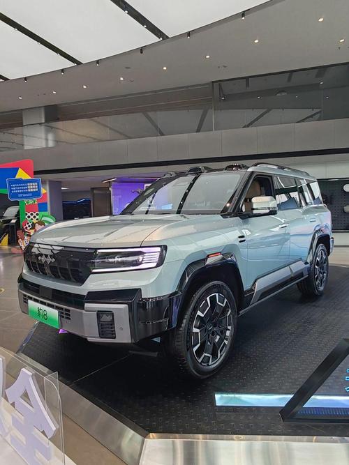 东莞茶山镇月集宏企业管理咨询比亚迪方程豹硬派越野的爆款，英菲尼迪35周年与你共成长